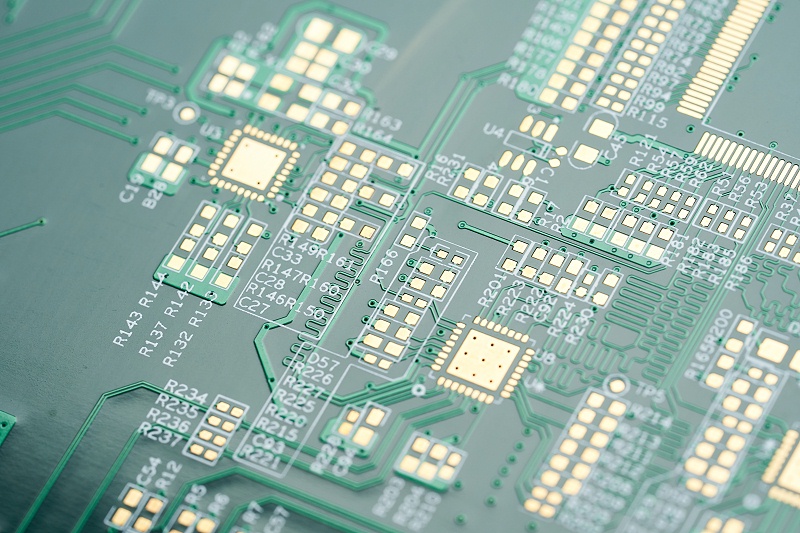 PCB 제조업체는 회로 기판 전원 공급 장치의 양극과 음극을 구별하는 방법을 알려줍니다.